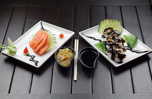 Plated sushi dishes prepared under a food safety management system